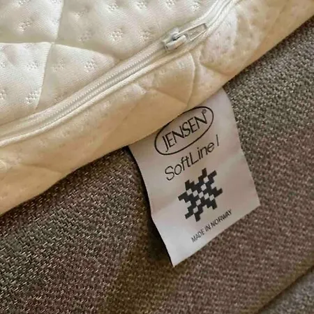 Koselig Med Uteplas Ved Hallingdalselva 펜션