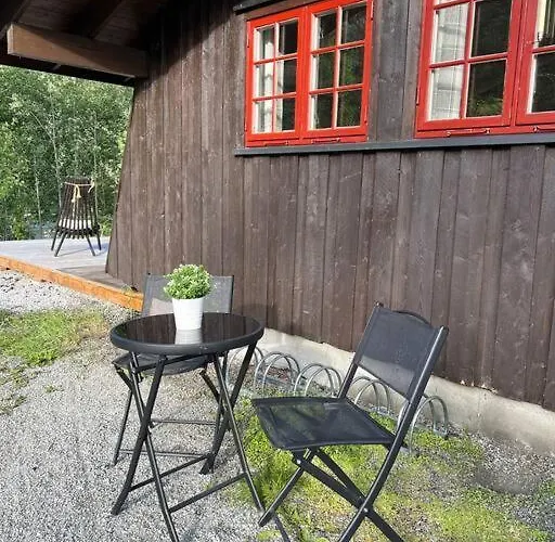 بيت للعطل Koselig Med Uteplas Ved Hallingdalselva *